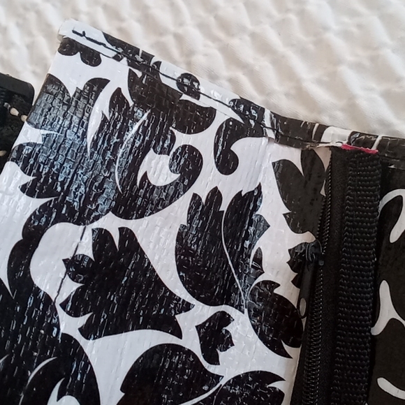 Mixed Bag Designs Tote - Picture 8 of 11